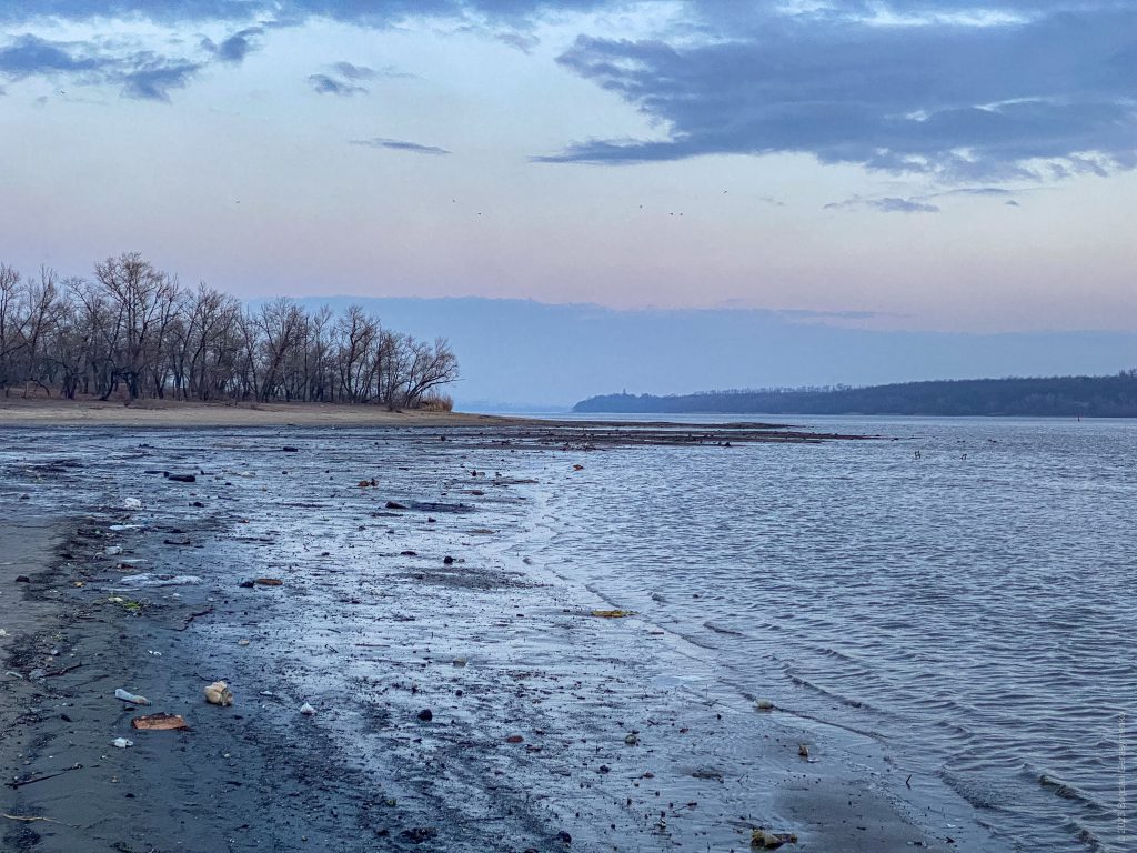 Дивовижний захід сонця на Центральному пляжі Дивовижний захід сонця на Центральному пляжі